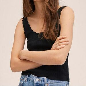 Mango Sleeveless Ribbed Knit Black Scallop Trim Neckline Tank Top. Medium. NWOT.